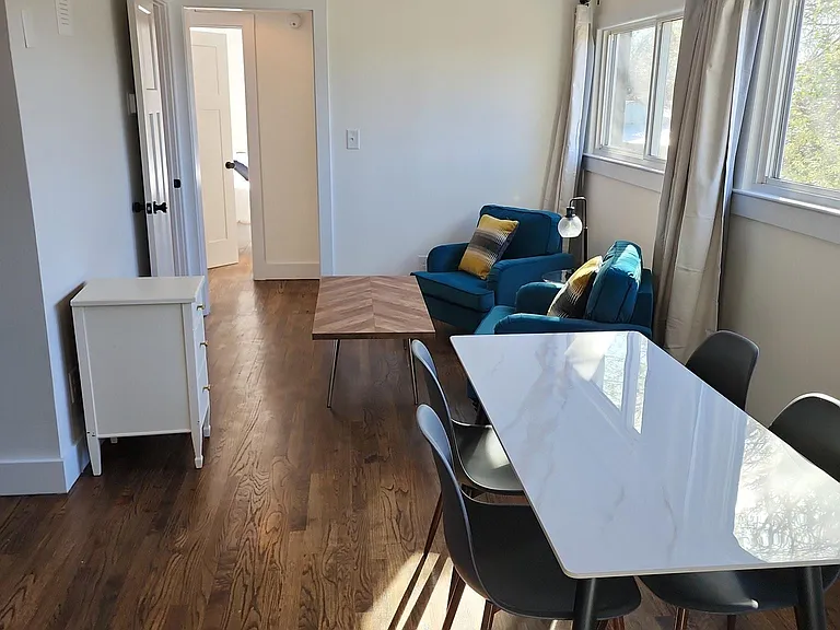 325 Maywood Ave — Photo 21