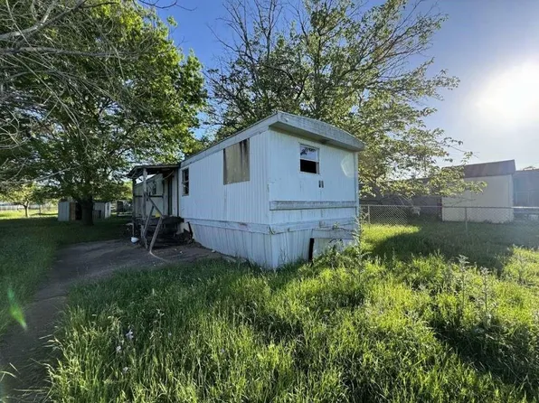 12 Dandelion St, Morgans Pt Resort, TX 76513