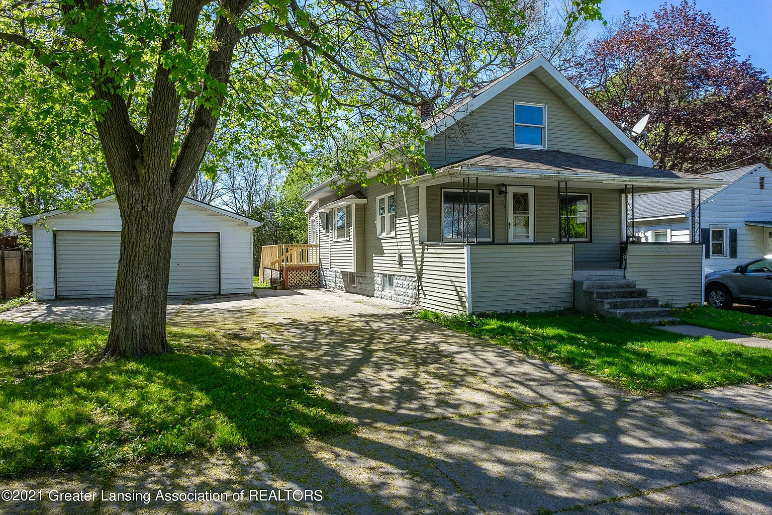 1823 Vermont Ave photo 1