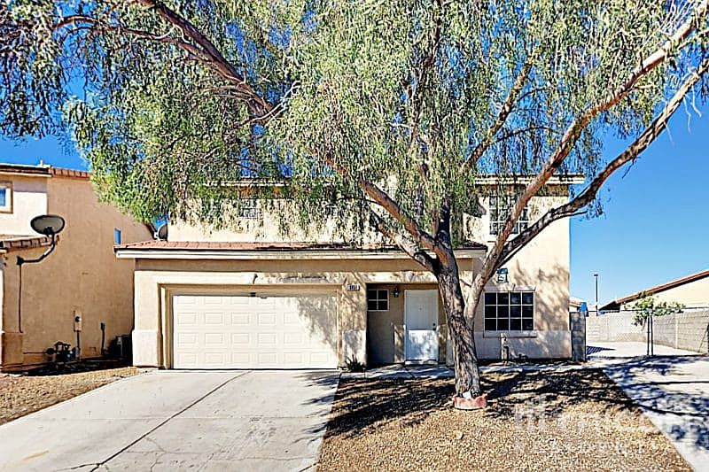 1st image of 3951 Dutch Elm Dr