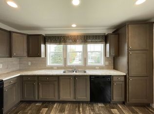 24 Bluebird Ln, Beecher, IL 60401