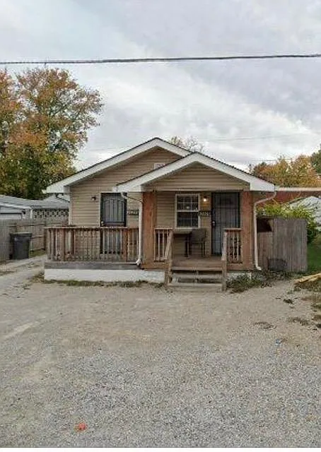 2028 S State Ave photo 1