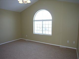 3rd image of 1435 Woodbine Pl