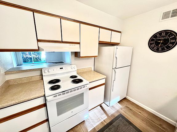 5th image of 4630 N 68th St Unit 261