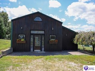 325 Kirchdorfer Rd, Brandenburg, KY 40108