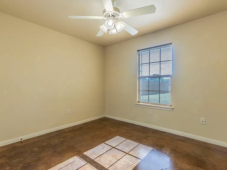 109 Meadow Park Cir — Photo 13