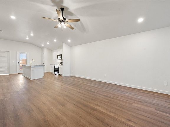 3rd image of 13822 Gary Ave