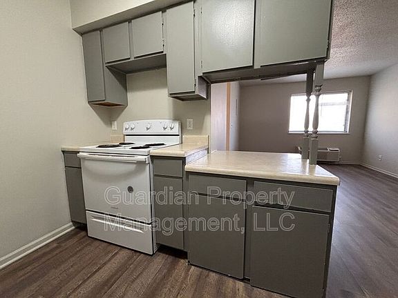 5th image of 1602 Brookside Dr Unit 332