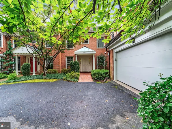 7204 Evans Mill Rd, Mc Lean, VA 22101