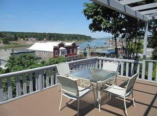 616 S 2nd St, La Conner, WA 98257