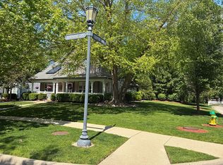 3198 Hampshire Ln, Waukegan, IL 60087