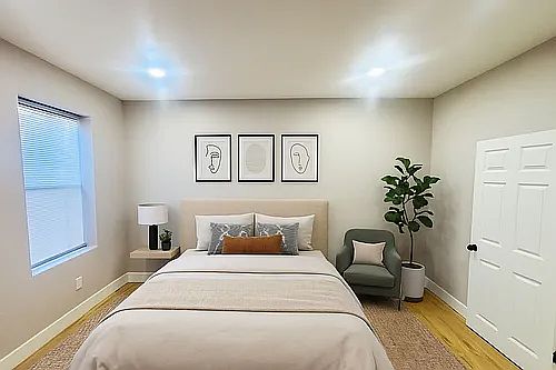1st image of 121 Roosevelt Ave