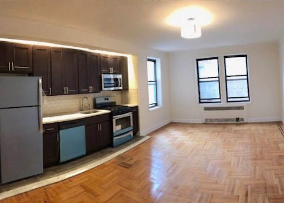 1st image of 181 Hawthorne St APT 4J