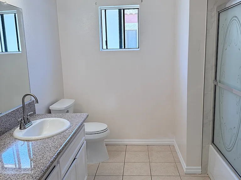 511 N McPherrin Ave #A — Photo 16