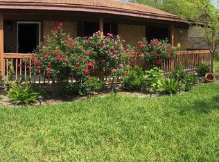 2400 Davis St, Taylor, TX 76574