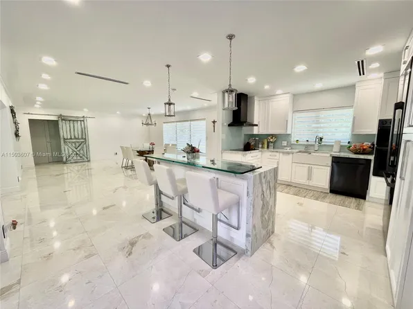 2809 NE 35th St, Fort Lauderdale, FL 33306