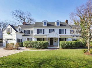 33 Riverlawn Dr, Fair Haven, NJ 07704