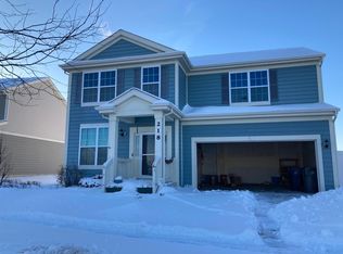218 Middleton Ct, Elgin, IL 60124
