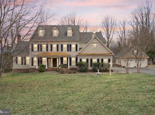7188 Kenthurst Ln, The Plains, VA 20198