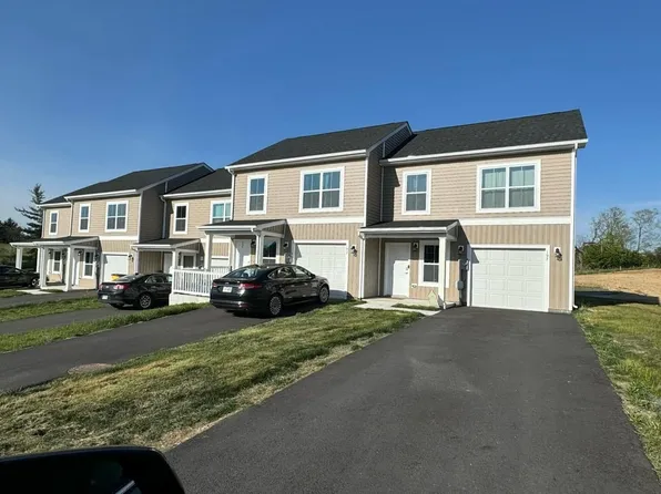 121 Europa Way, Martinsburg, WV 25405