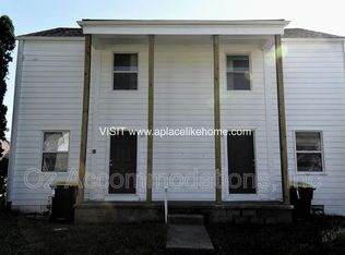 9533 Charlotte St, Kansas City, MO 64131
