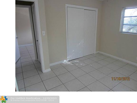 4th image of 557 NE 34th St