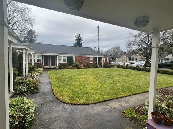 1505 NE 64th Ave APT 3