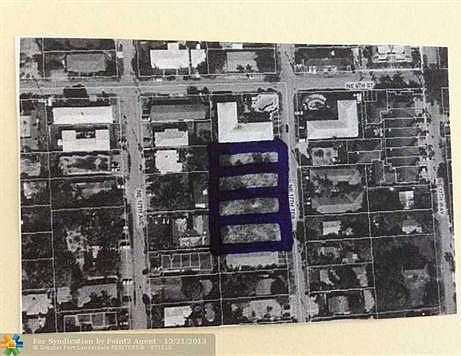 1st image of 835 NE 17th Ter