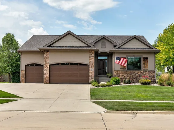 2610 NE Chevalia Ct, Grimes, IA 50111
