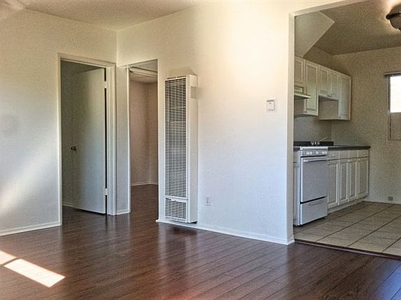 2nd image of 412 Raymond Ave