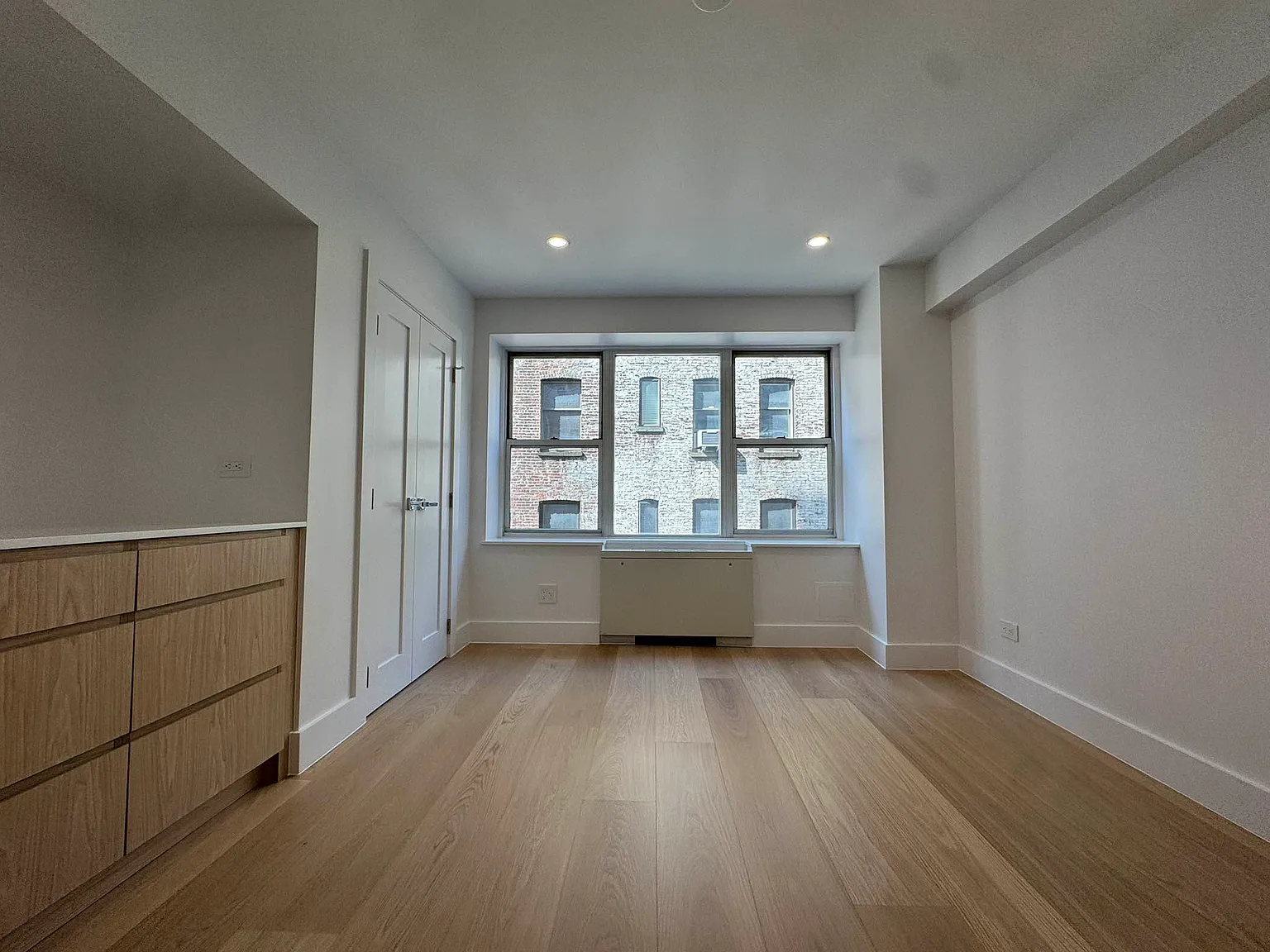 33 Greenwich Avenue — Photo 3