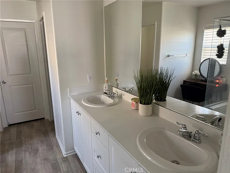 492 Foursquare Pl — Photo 16