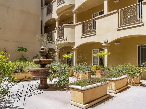 11911 Mayfield Ave APT 201, Los Angeles, CA 90049
