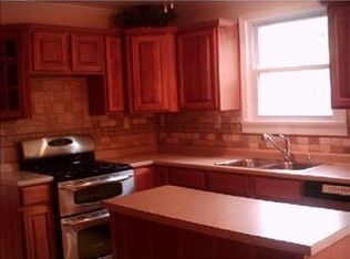 3204 Greenfield Rd, Glenshaw, PA 15116