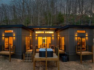 2305 Village Cir, Sevierville, TN 37862