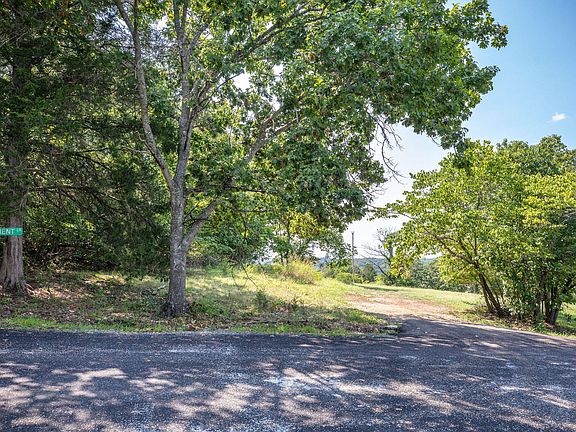 2nd image of Tbd Parliament Drive Lot 51