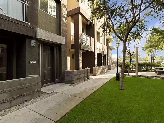 3rd image of 6605 93rd Ave #1021