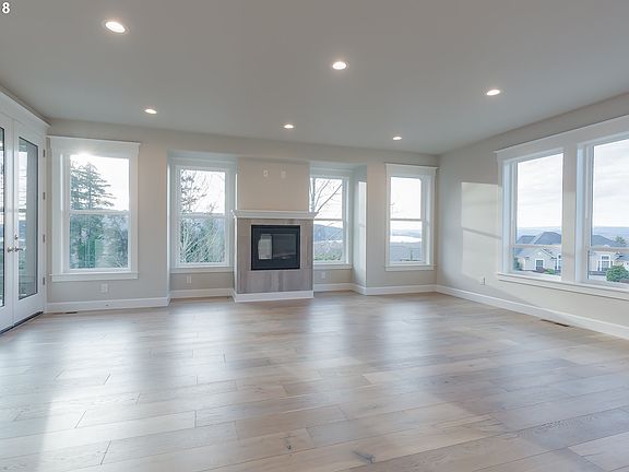 4th image of 36 Bentley Dr