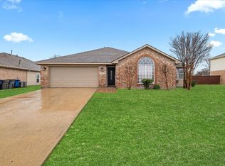 113 Cottonwood Ln, Little Elm, TX 75068