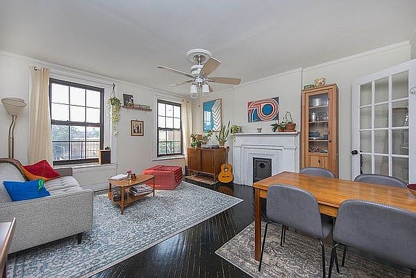 1st image of 185 Gates Ave #3