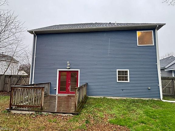 4th image of 925 Quash St