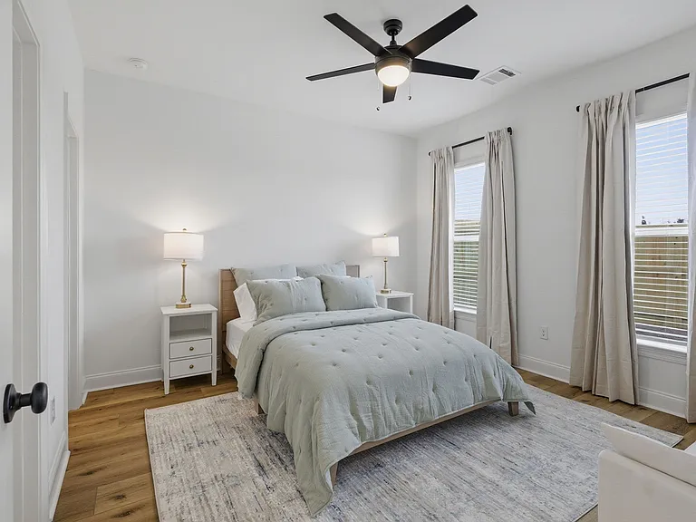 Camellia Grove Townhomes — Photo 23