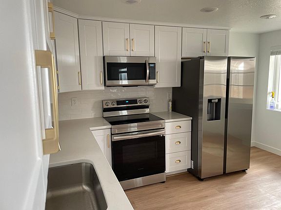2nd image of 12307 S Bigbend Vista Dr