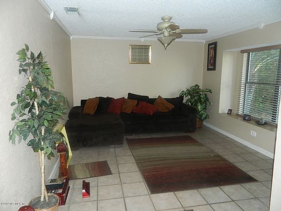 3rd image of 6555 S DIAMOND LEAF Court