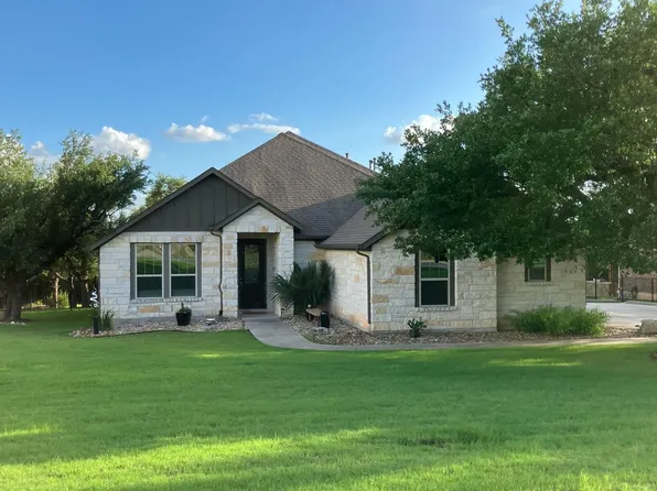 960 Blue Ridge Dr, Dripping Springs, TX 78620