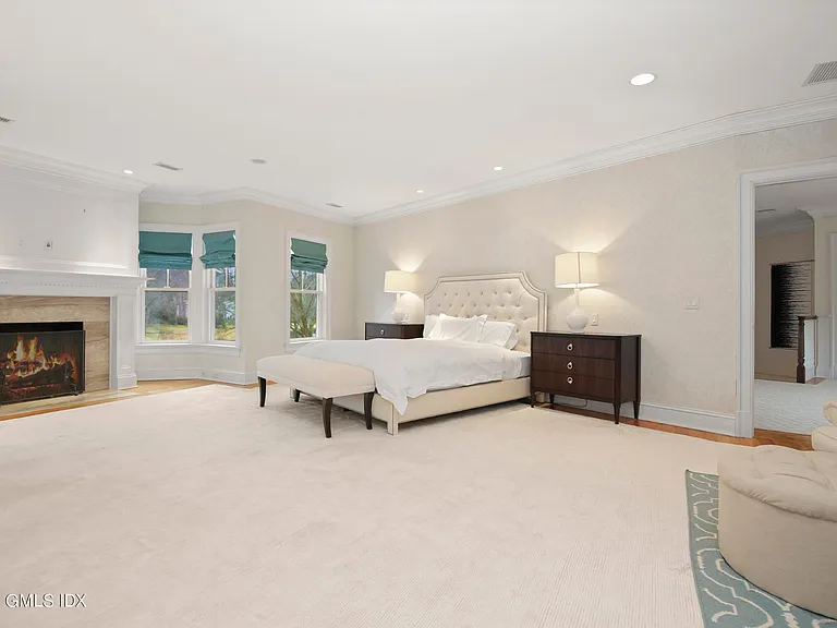 25 Beechcroft Rd — Photo 10