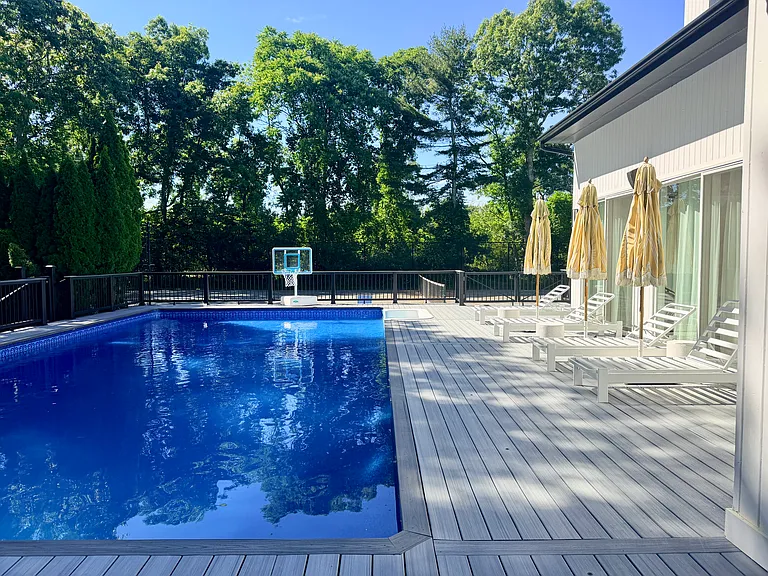 7 Midhampton Ct — Photo 22