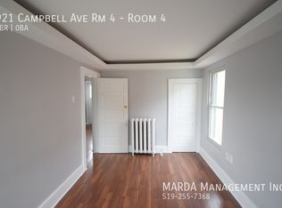 921 Campbell Ave ROOM 4, Windsor, ON N9B2J4