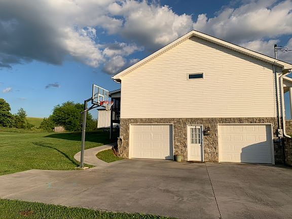 2 Car Garage
