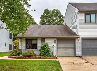 125 Lexington Cir, Matawan, NJ 07747